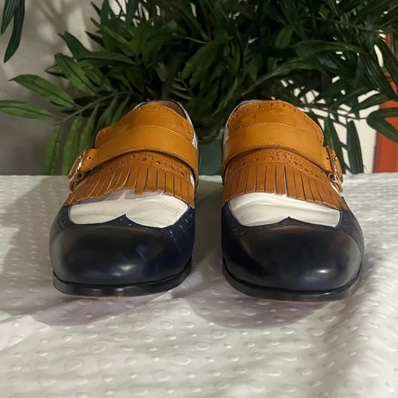 Elegant Tricolor Leather Loafers display picture 2